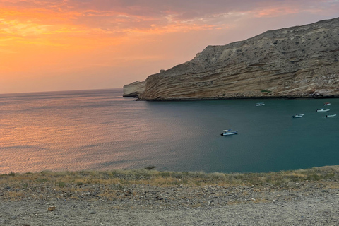 Playa de Qantab: Descubre la experiencia del submarinismo