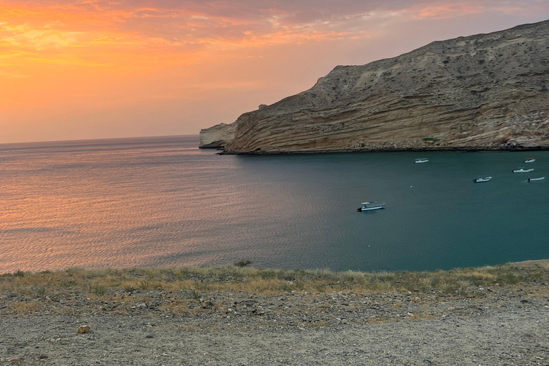 Playa de Qantab: Descubre la experiencia del submarinismo