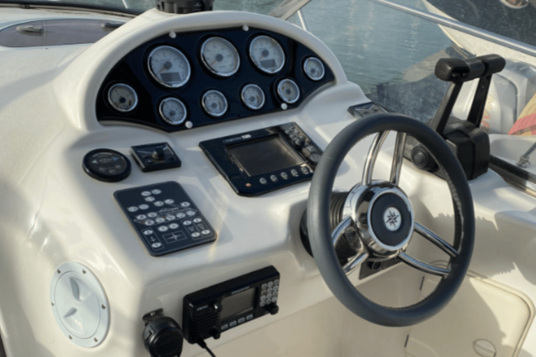 Cadiz: Sesa C30 Boat rental with Skipper