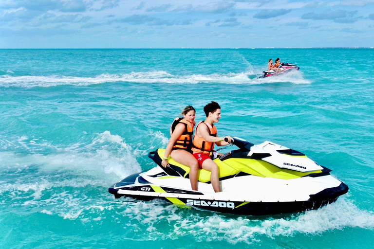 Cancun: Jet Ski Rental in Ocean Side