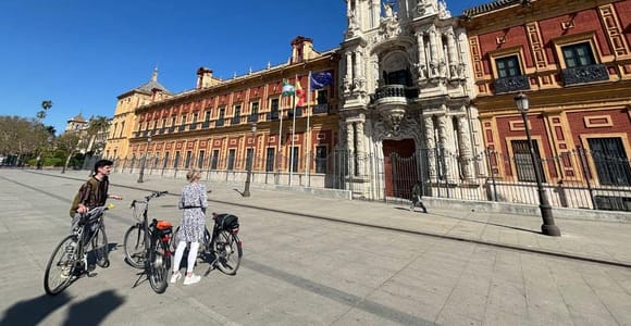 Seville: Highlights Bike & E-Bike Tour in Small Group