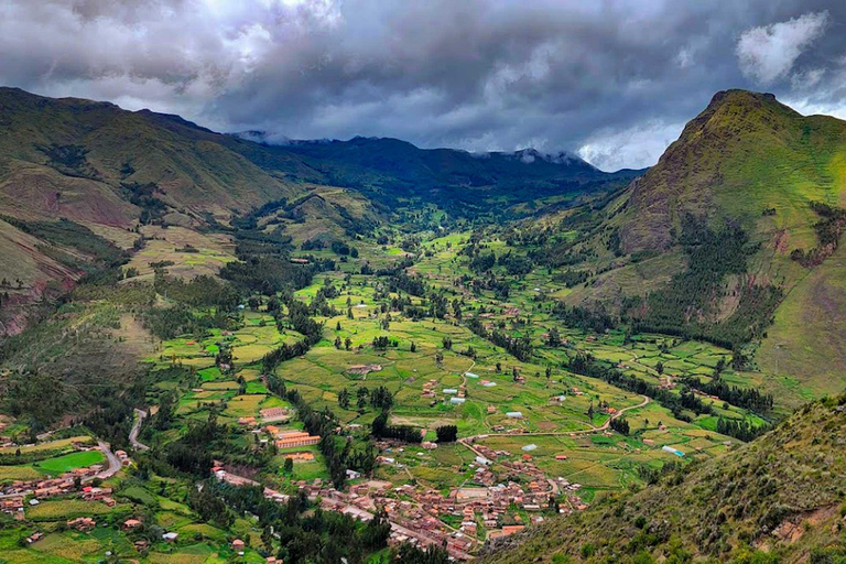 Cusco: Transport to Pisac (Pick up from your hotel)