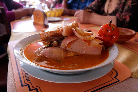 Arequipa: Food and City Tour with a Local Guide
