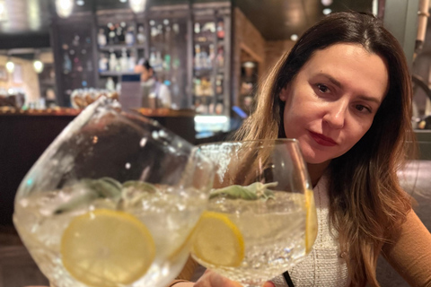 Rome by Night: Enchanting Golf Cart Tour with Wine, Cocktails, and History