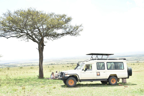 Tsavo Amboseli & Tsavo Expedition Safari Tour