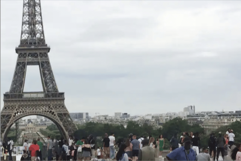 Best Bits of Paris: Paris in a Day Walking & Metro