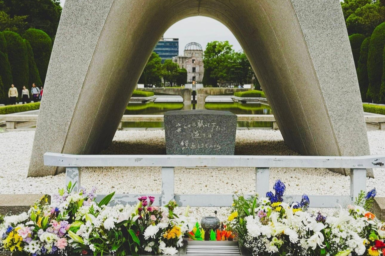 Da Osaka o Kyoto: Escursione di un giorno a Hiroshima e Miyajima