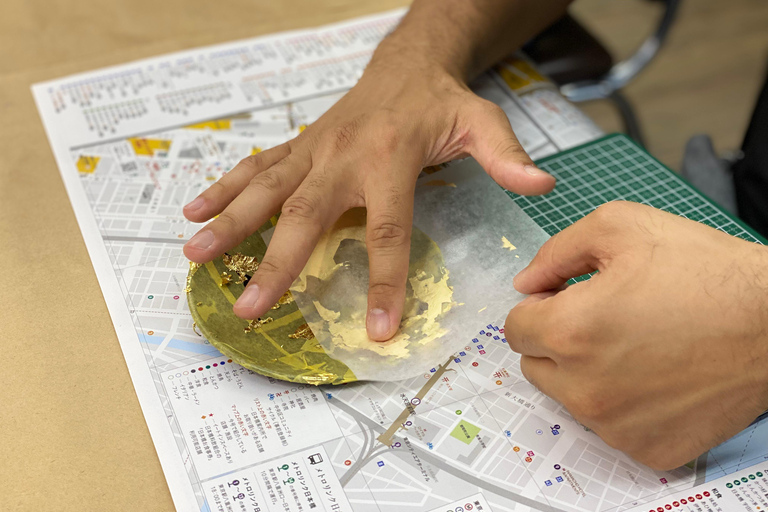 Experiencia artística con pan de oro en Tokio