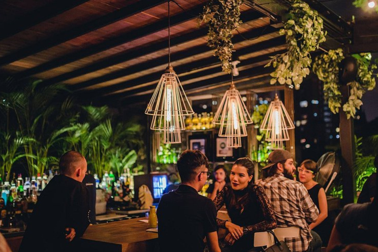 麦德林之夜：美食、文化和城市灯光