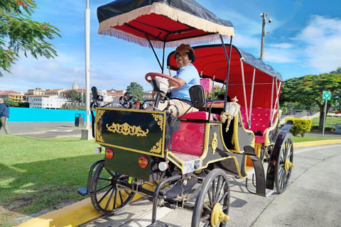 Panama City: Guided Carriage Tour in the Old Town