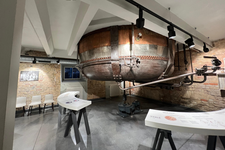 Authentic Latvian Brewery Beer Tasting & Riga Highlight Tour