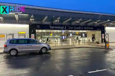 Privater Transfer: Heathrow zur/von der Warwick Universität