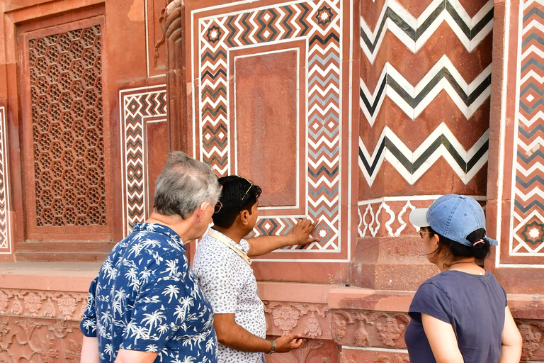 From Delhi: Taj Mahal Day Trip with Traditional Indian Lunch Delhi: Taj Mahal with Traditional Indian Lunch, Car, Tickets