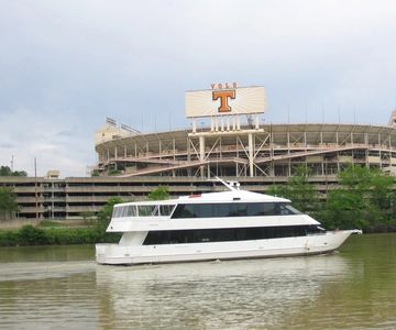 Knoxville: Sunset Dinner Cruise on Tennessee River