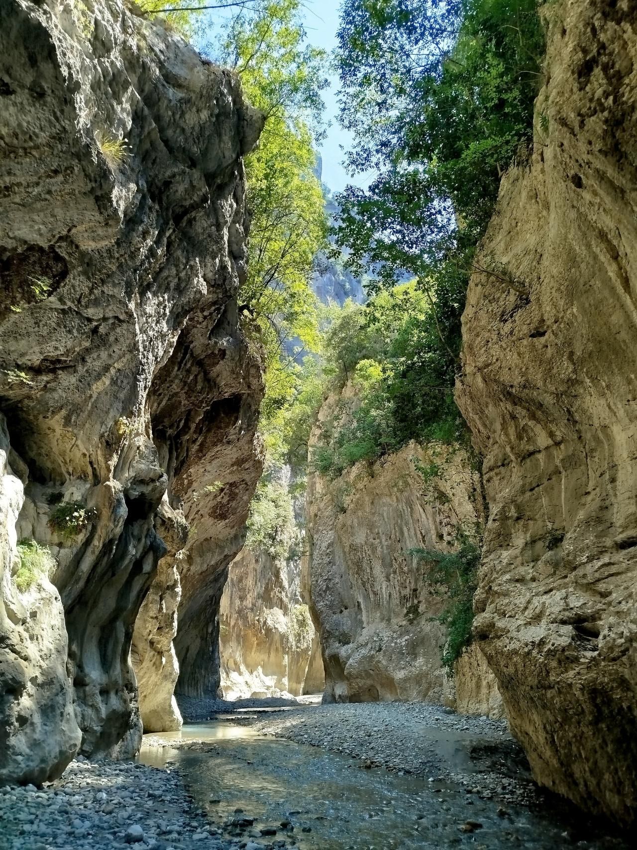 Ab Tirana: Tagesabenteuer in der Holta-Schlucht + am Banja-See