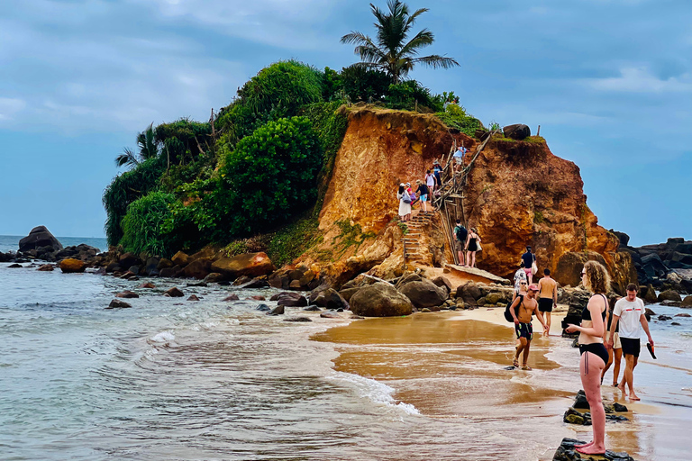 Happy Tour in Sri Lanka