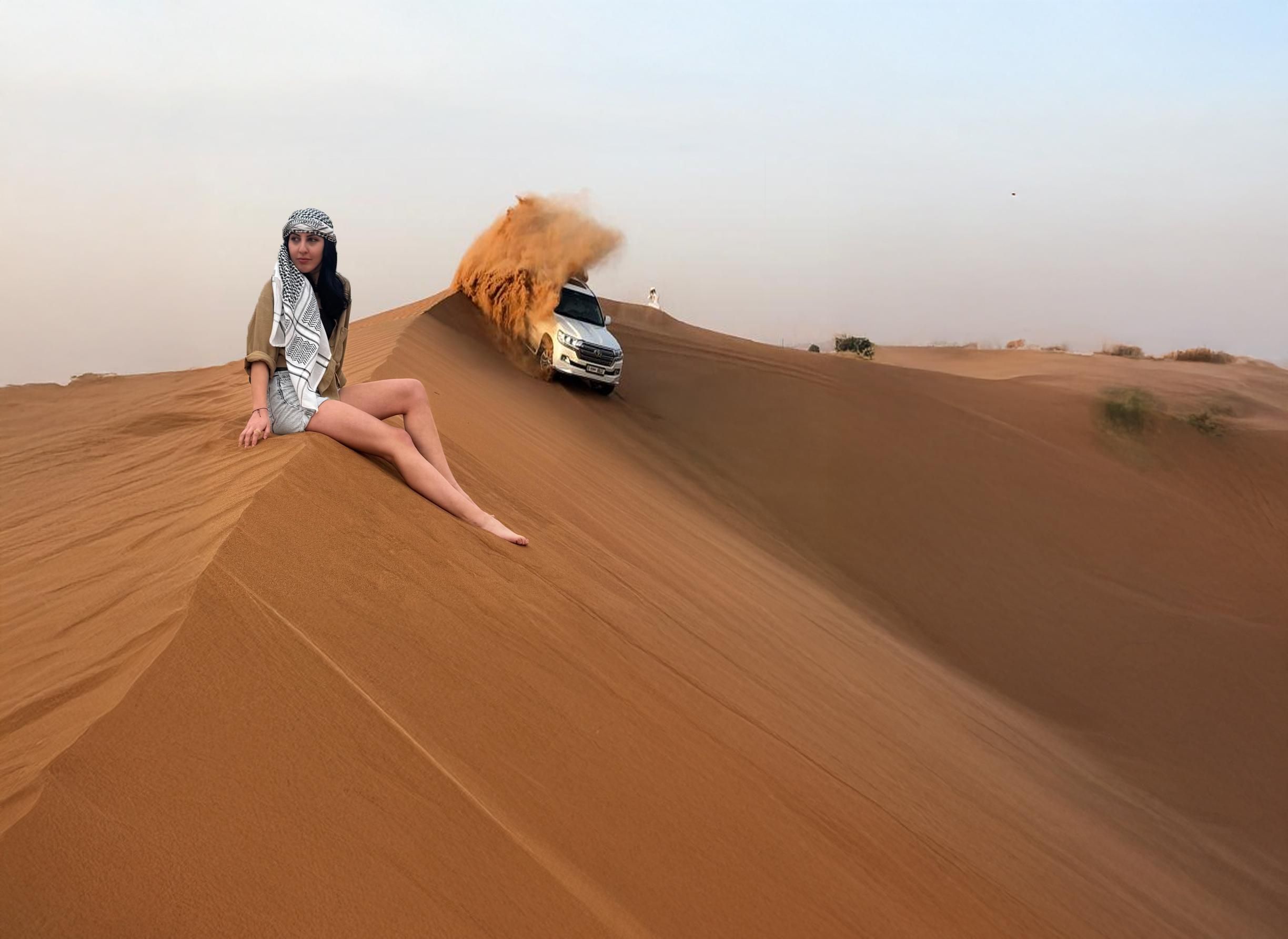 Dubai: Rote-Dünen-Wüstensafari mit Premium-Camp-Barbecue & Shows