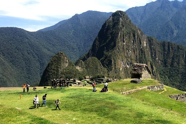 From Cusco: Machu Picchu Private Tour with Transportation