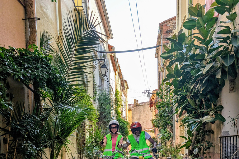 Argelès-sur-Mer: Guided Solex Ride and Heritage Discovery