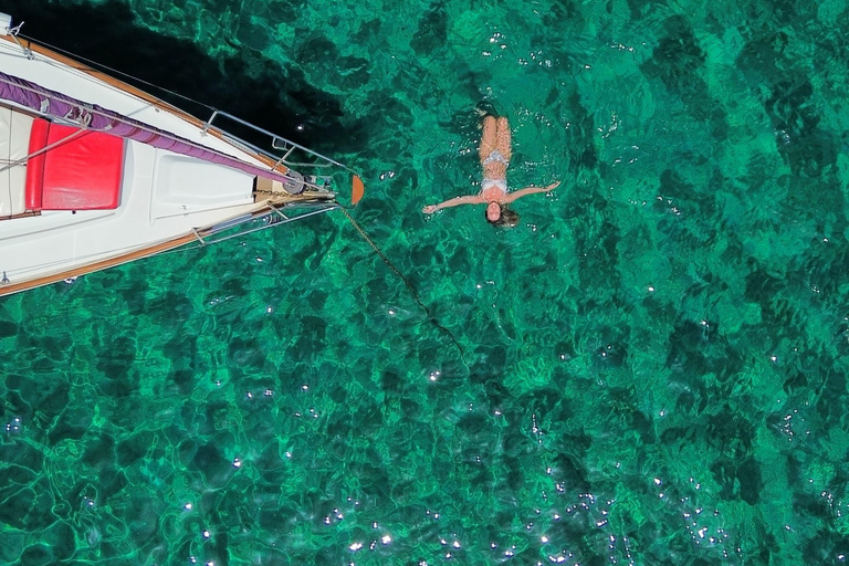 Skopelos: Full-Day Sailing Cruise to Alonissos & Marine Park