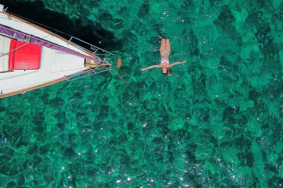 Skopelos: Ganztägiger Segeltörn nach Alonissos & Marine Park. Foto: GetYourGuide