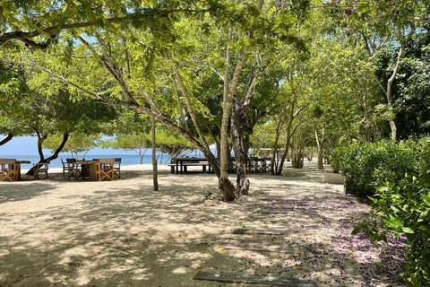 Cartagena: Spend the day at Sabai Beach Club in Baru with a pool and beach! Cartagena: Spend the day at Sabai Beach Club in Barú with a pool and beach!