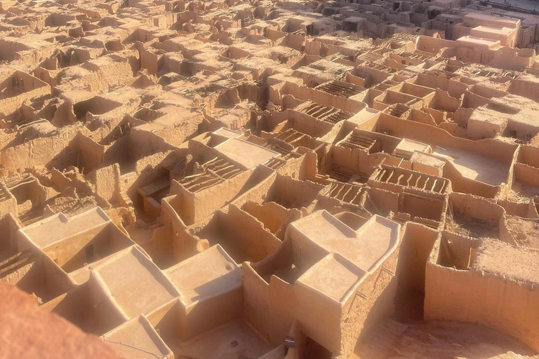 Al Ula: Full-Day Tour by Private SUV Car