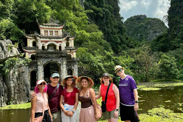 Ninh Binh: Trang An Boat, Bai Dinh, Hoa Lu & Mua Cave Sunset