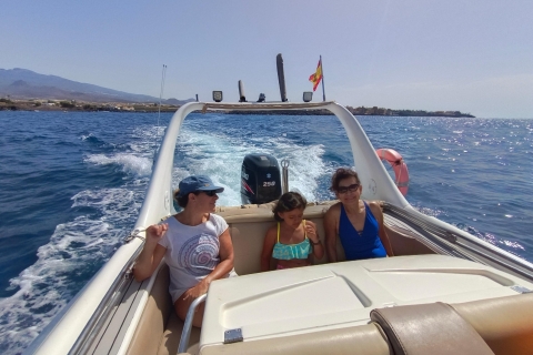 Excursión en barco privado: de 2 a 6 horas de felicidad junto al marExcursión en lancha motora de lujo 2 horas