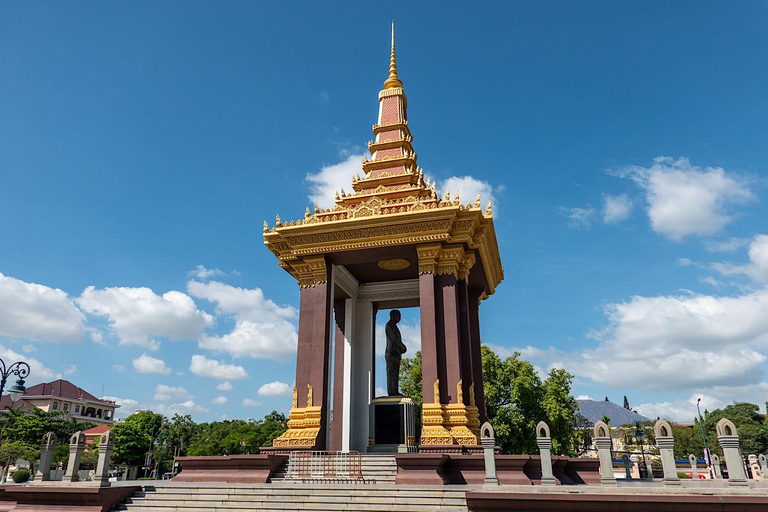Phnom Penh: 10 Iconic Evening City Highlights by Tuk-Tuk