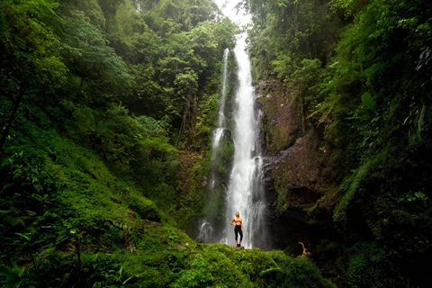 Munduk Waterfall Guided Trekking with Local Guide MEET AT MEETING POINT