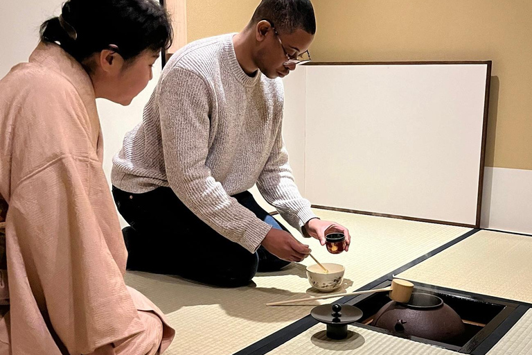 Experiencia Privada de la Ceremonia del Té en Hiroshima