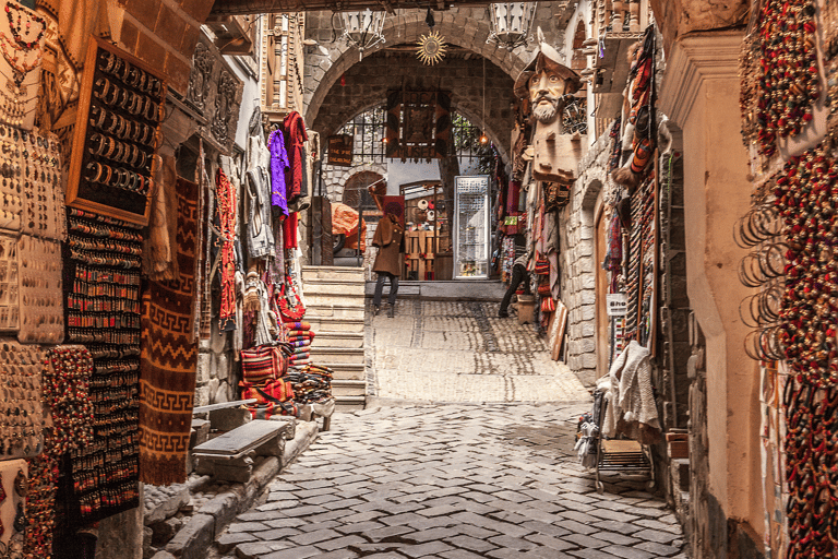 Istanbul Discovery: 3 Nights Hotel Stay & Private Tour Istanbul 3-Night Private Tour & Bosphorus Dinner Cruise