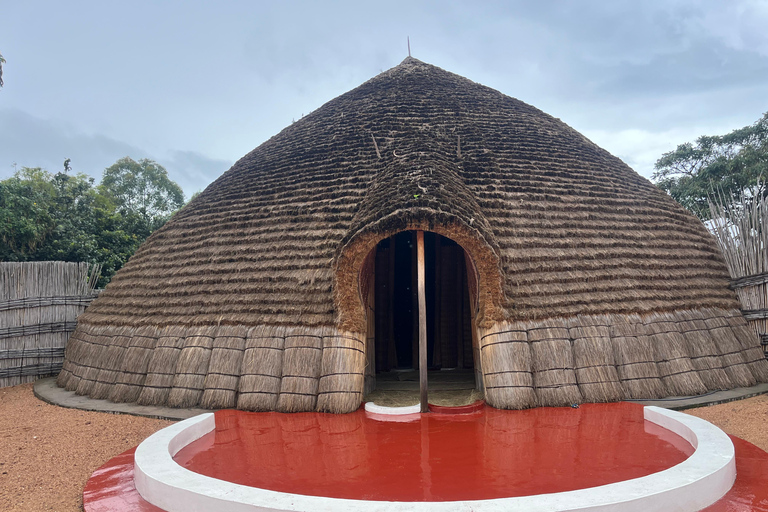 Kigali: Tour cultural por el palacio real, el museo y el memorial.Kigali: Visita cultural al palacio real, el museo y el memorial