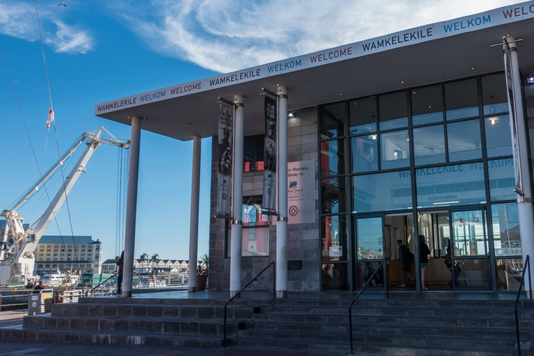 Cape Town: Private Robben Island Half-Day Tour with Pickup