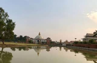 Ab Kathmandu oder Pokhara: Tagestour nach Lumbini