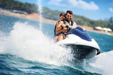 Bali: Parasailing, Jet Ski & Uluwatu Tour with Kecak Dance