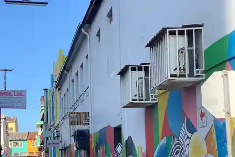 Maputo downtown walking tour