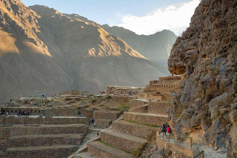 Cusco: Sacred Valley and Machu Picchu 2-Day Tour