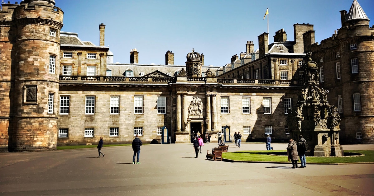Slot og brosten: 8 timers privat tur i Edinburgh | GetYourGuide
