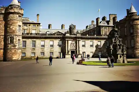 Castillo y adoquines: Tour a pie privado de 8 horas por Edimburgo