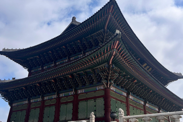 Seul: Pałac Gyeongbokgung i wioska Bukchon Hanok