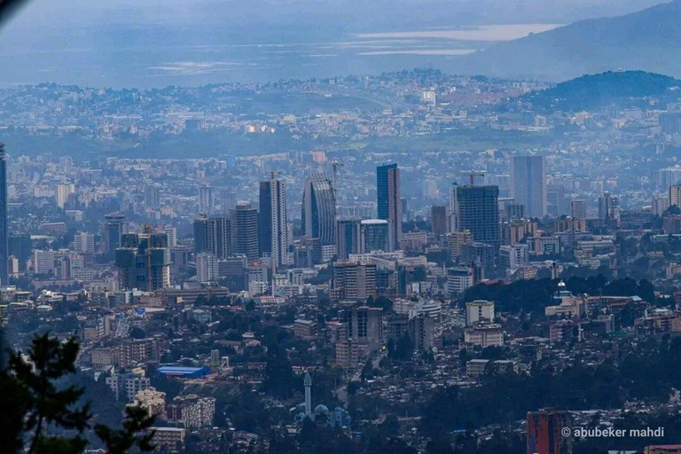 Addis Ababa: Private Sunset Tour with Snacks and Drinks