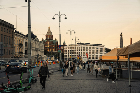 Helsinki: Small-Group Walking Tour with a Historian