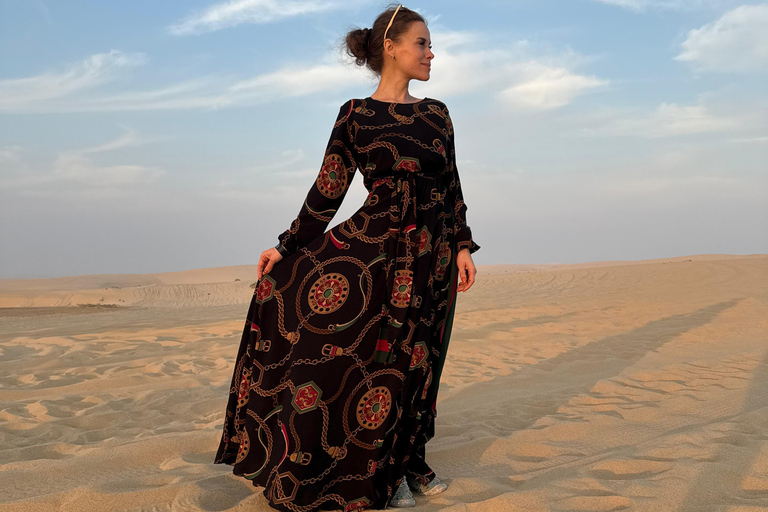 Doha: VIP Private Desert Safari, Arabic Costume & Camel Ride