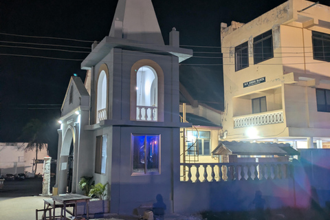 Cape Coast: Evening Castle Tour, Township Walk & Night Bites