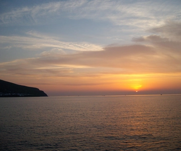 Puesta de sol especial en Stromboli desde Milazzo
