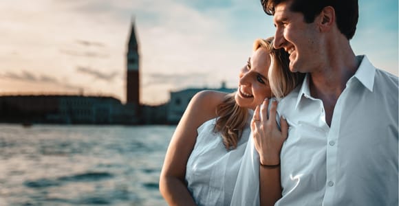 Venice: Premium Engagement or Surprise Proposal Photoshoot