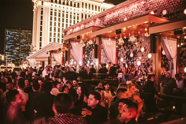Las Vegas: Night Out at Clubs with Free Drinks and Party Bus Latin Club Crawl