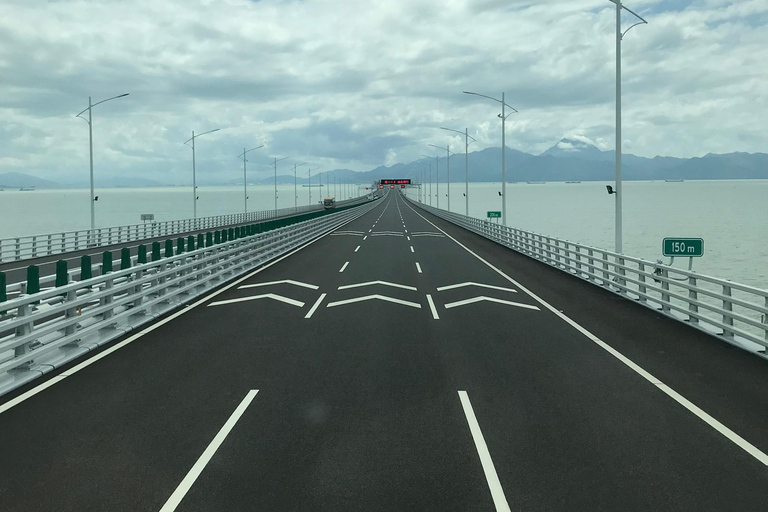 From Hong Kong: Macau Night Tour via HZMB w/Dinner, Transfer